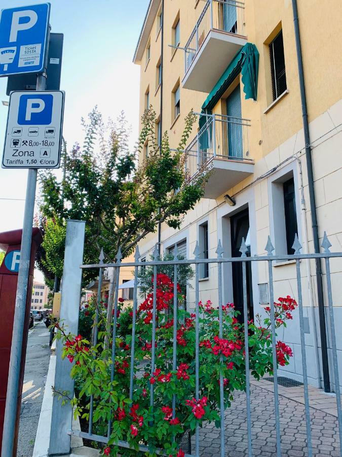 Veba Fiera Apartment Bologna Exterior photo